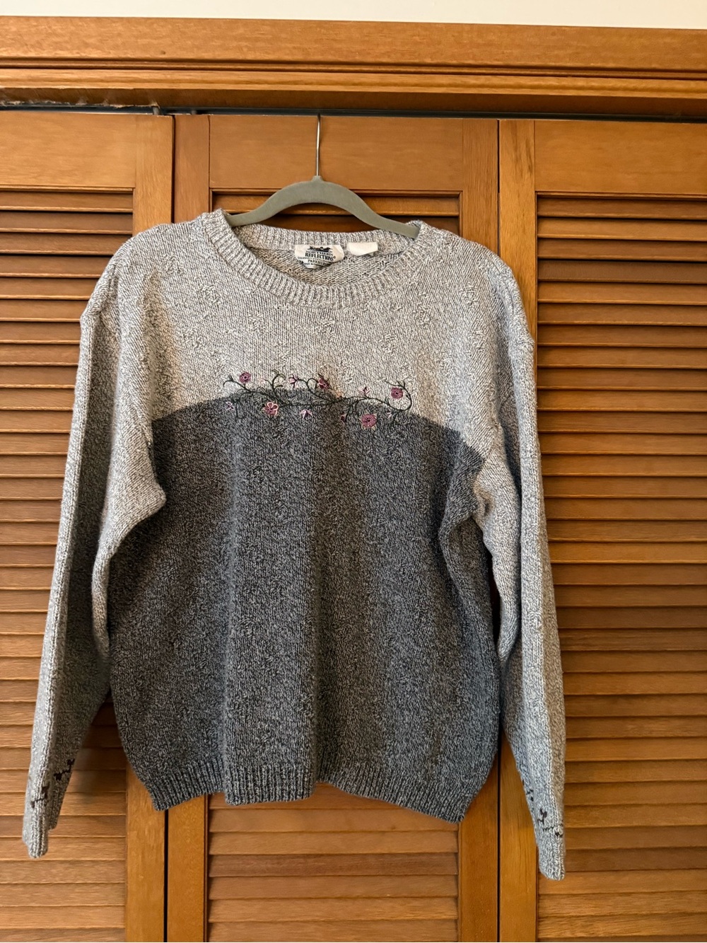 Vintage Gray Embroidered Crewneck Sweater